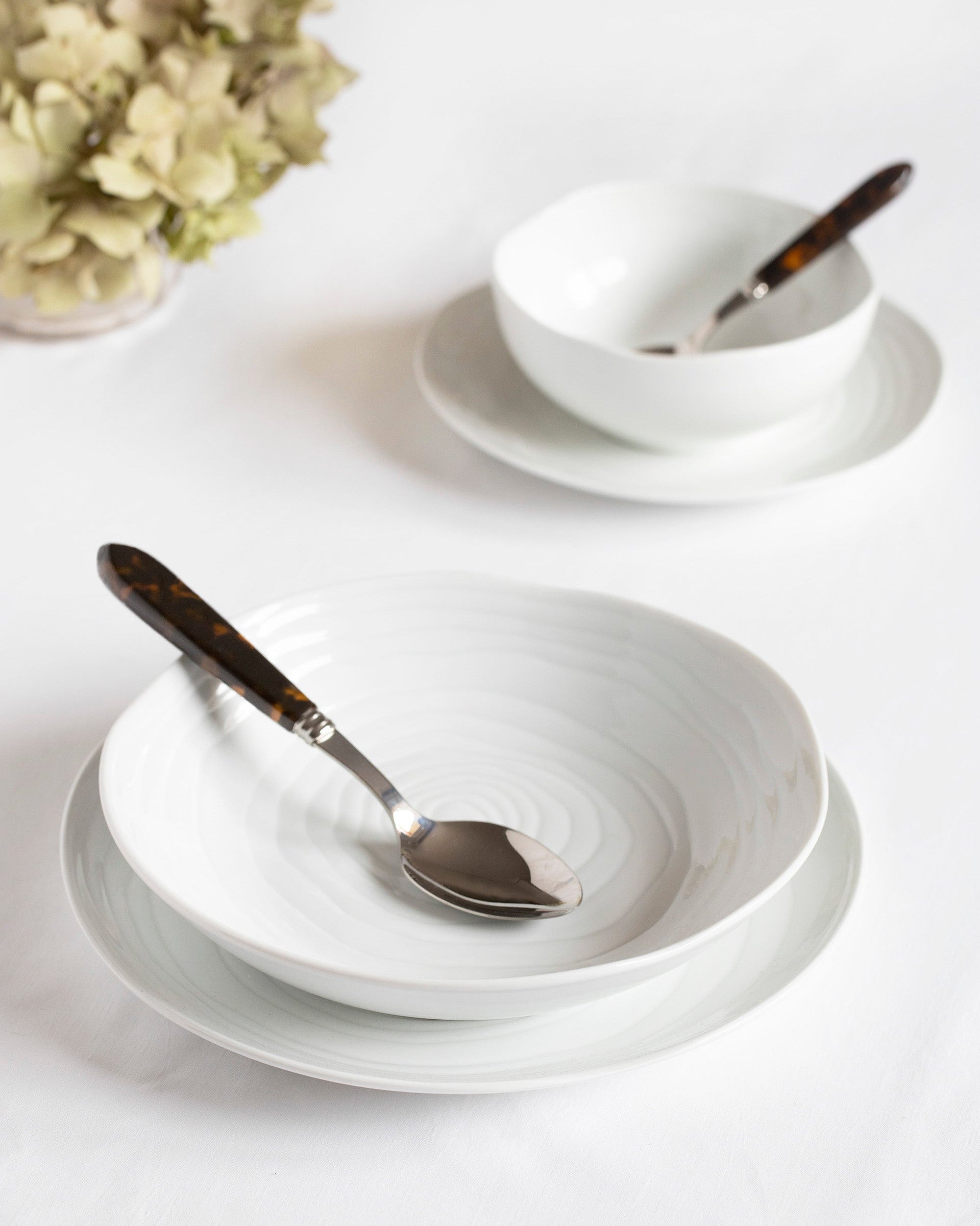 Cubertería 24 piezas Sabre Tortoise