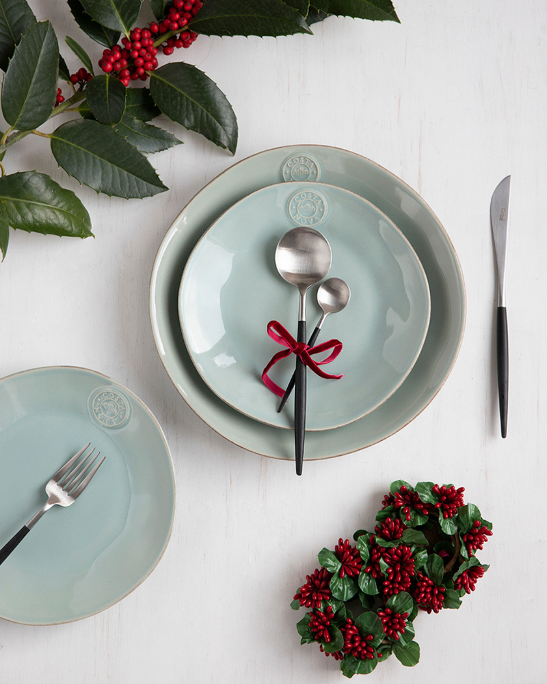 Nova Turquoise 13-piece Dinner Set