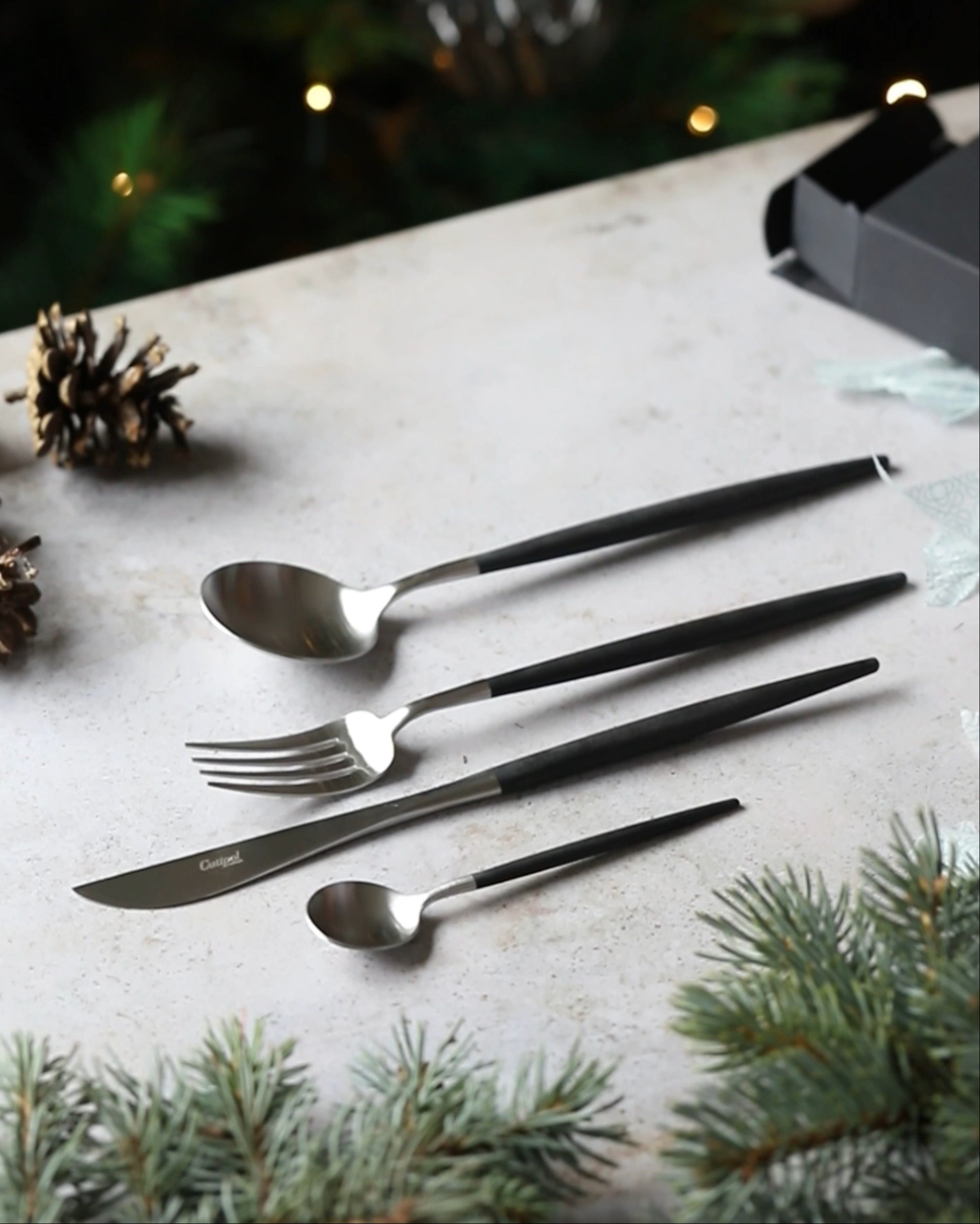 Cubertería 24 piezas Cutipol Goa Black