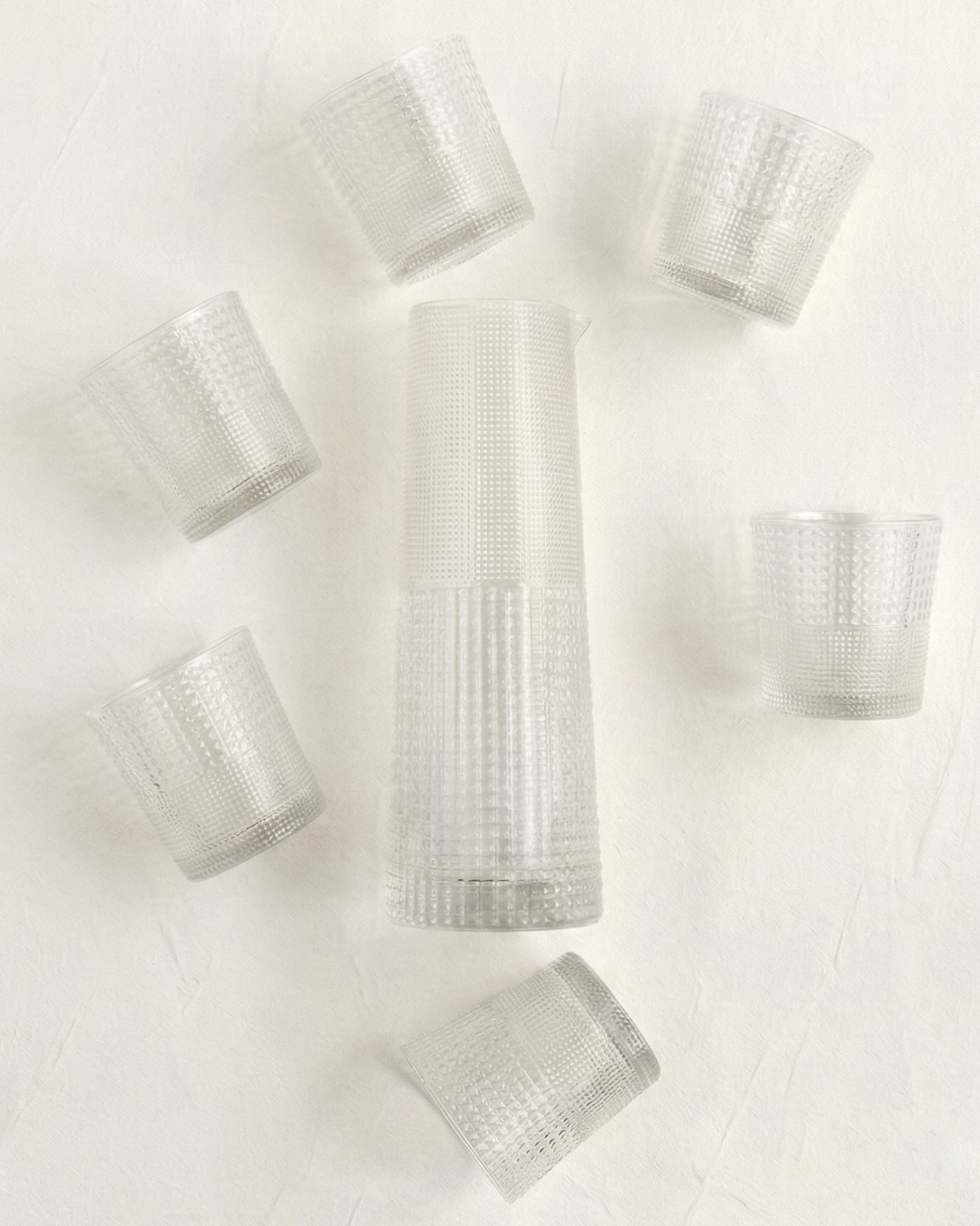 Set van 6 glazen + Pikes Clear kan