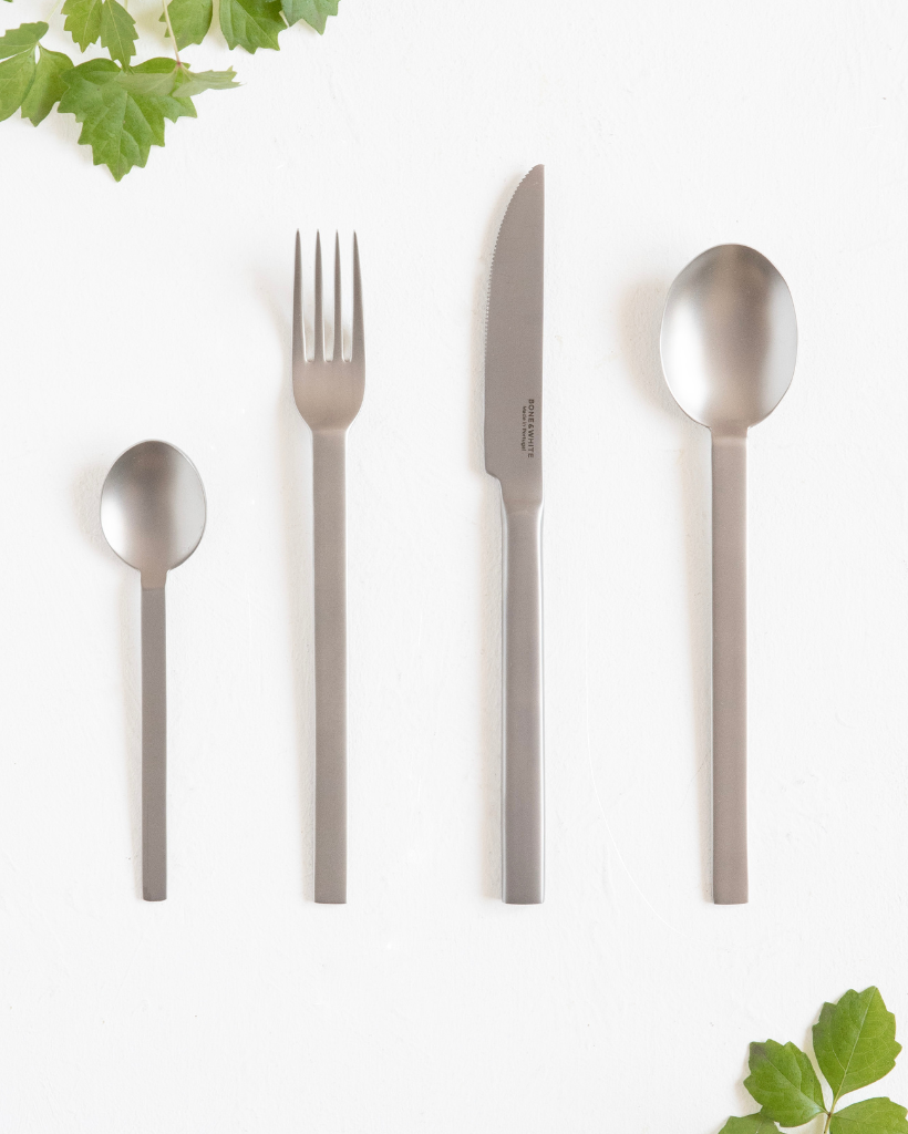 Tokyo Mate 24-Piece Cutlery Set
